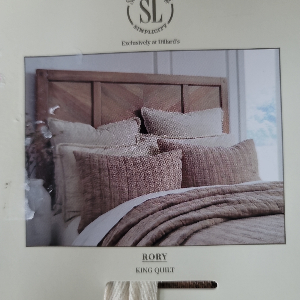Southern Living Simplicity Collection Rory Quilt - Picture 5 of 8